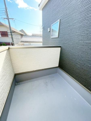 {Lsiy3ڂ̐VzˌẴoRj[