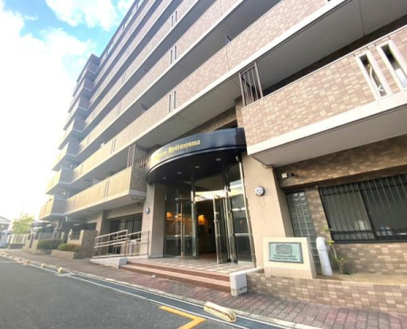 ���{�����s�Z������3���ڂ̒��Ã}���V�����̌��n�O�ώʐ^