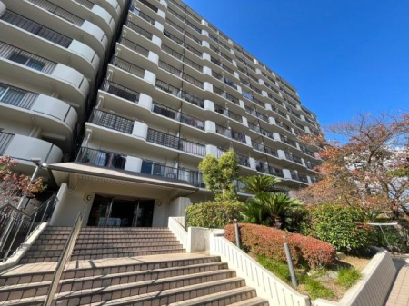 ���{�����s�����̒��Ã}���V�����̌��n�O�ώʐ^