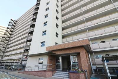 ���{�Q����s�r�c�k���̒��Ã}���V�����̌��n�O�ώʐ^